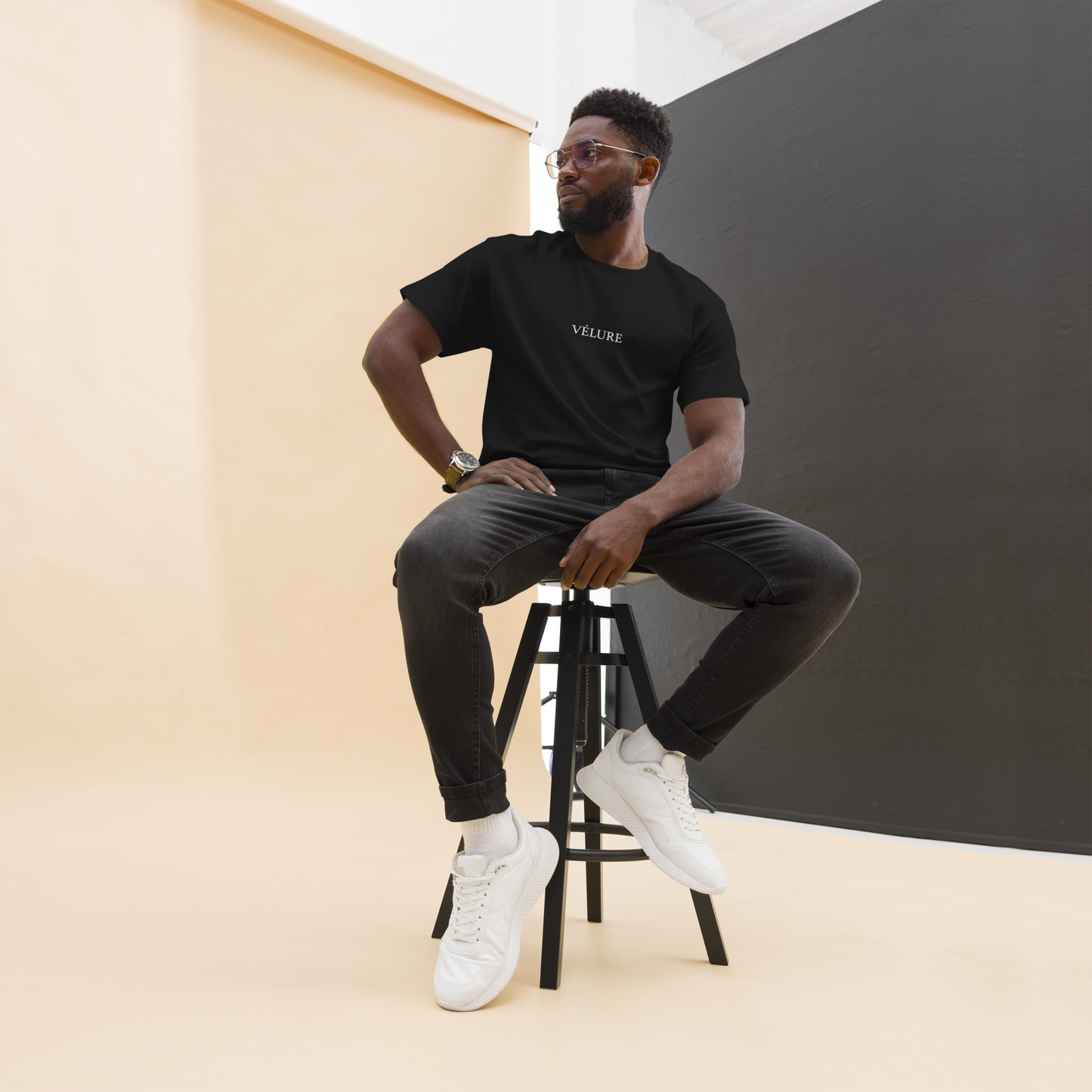 Unisex VÉLURE Signature Tee