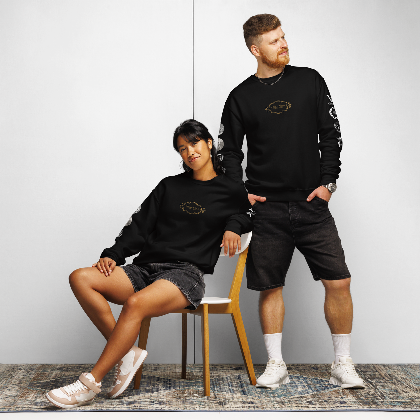 Archives de Vintar — Graphic Sweatshirt