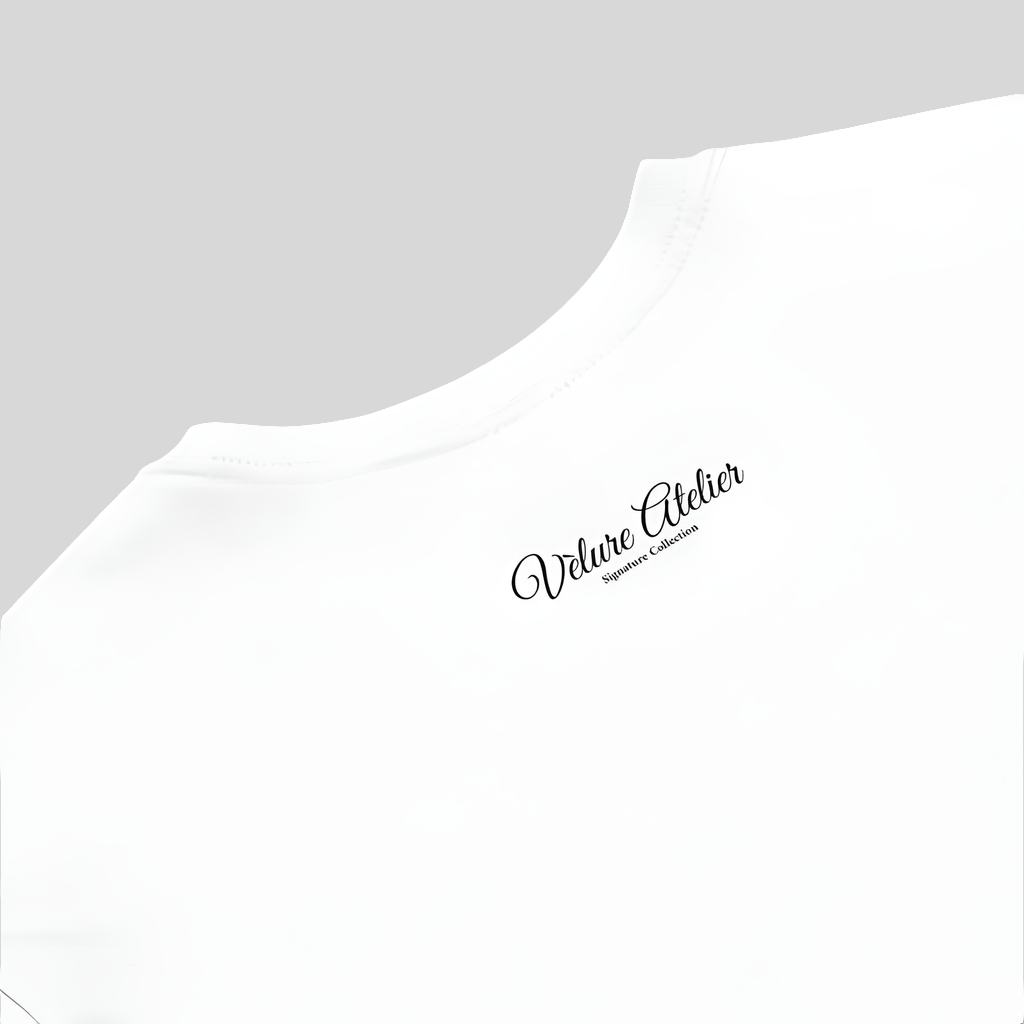 L’Essence Blanche – Signature Tee
