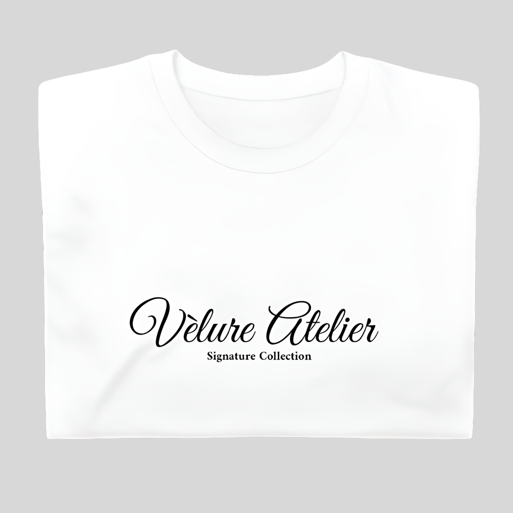 L’Essence Blanche – Signature Tee